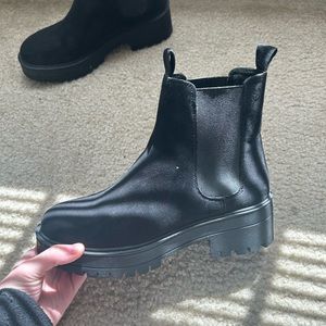 Suede Black Boots